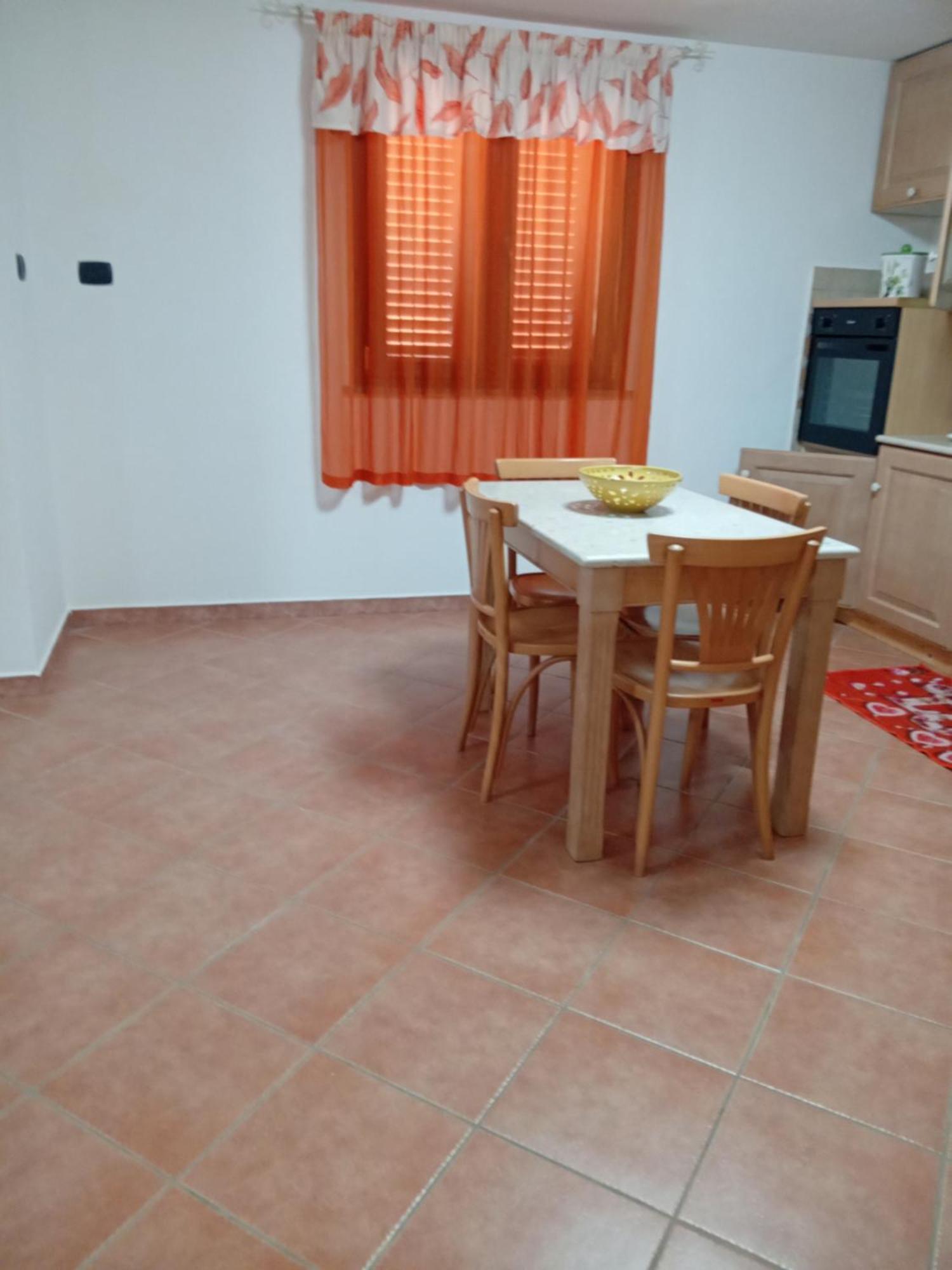 Casa Antonella Leilighet Porto Torres Eksteriør bilde